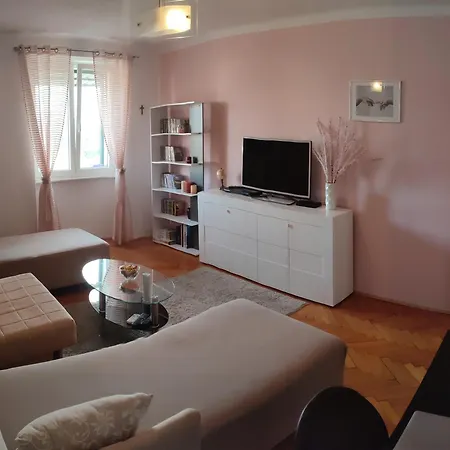 Lägenhet Apartman Gabi